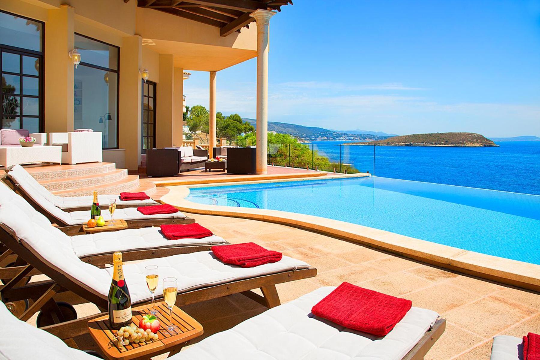 Villa Juan Carlos Cala Vinas  Exterior photo